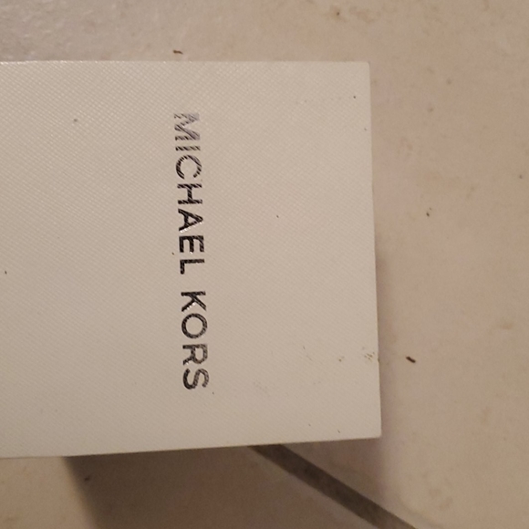 Womens Watch - Picture 3 of 3